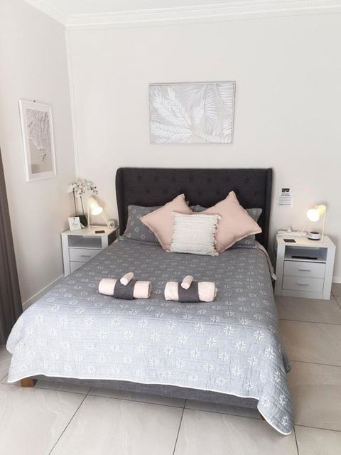 GUESTHOUSE On REGENT Bed & Breakfast - Inverell Accommodation 0