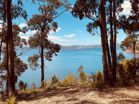 Hidden On Huon - Inverell Accommodation 3