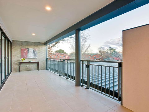 Ibis Styles Canberra Tall Trees - Inverell Accommodation 3