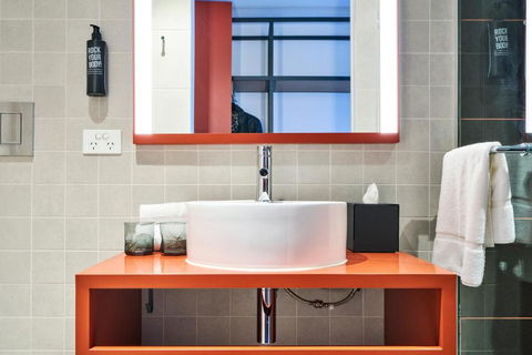 Ibis Styles Melbourne Airport - Inverell Accommodation 1