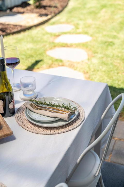 ILUKA Luxe Accommodation, Relaxed Coastal Vibe - Inverell Accommodation 3