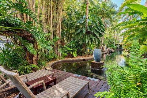 In The Tropics Balcony Oasis At The Beach Club - Inverell Accommodation 2