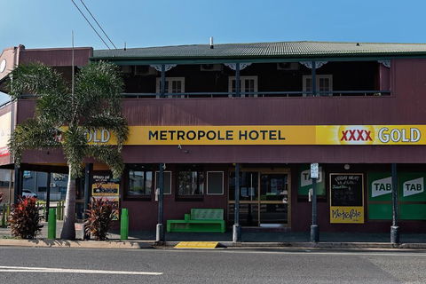 Hotel Metropole Proserpine - Inverell Accommodation 1