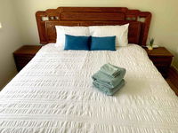 Book Truganina Accommodation Vacations Inverell Accommodation Inverell Accommodation
