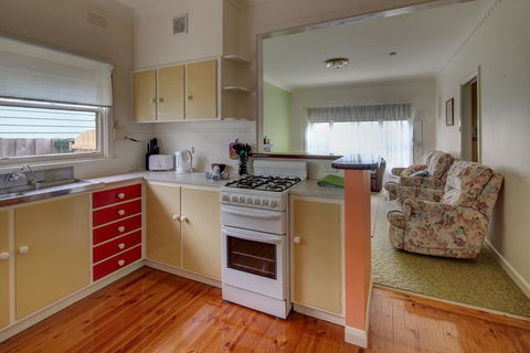 Aisling Cottage - Inverell Accommodation 2