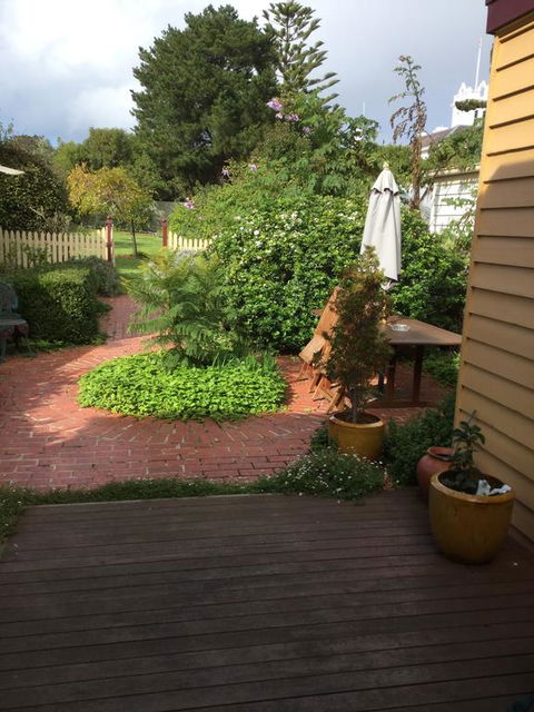 Albion Cottage - Inverell Accommodation 1