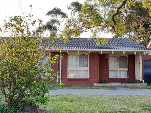 Alkira Inverloch Heights - Inverell Accommodation 1