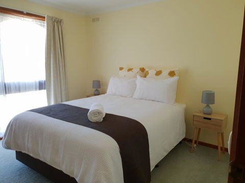 Alkira Inverloch Heights - Inverell Accommodation 0