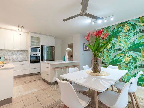 Allawah Palms Villa - Inverell Accommodation 1