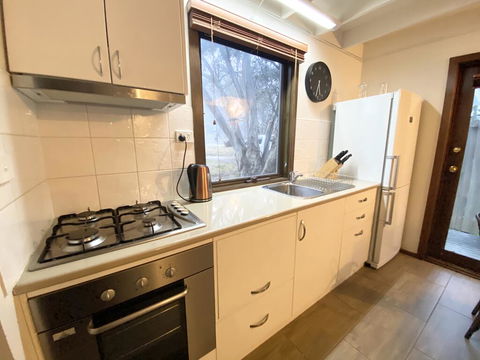 Alpine Retreat - Inverell Accommodation 3