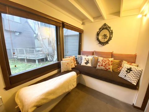 Alpine Retreat - Inverell Accommodation 1