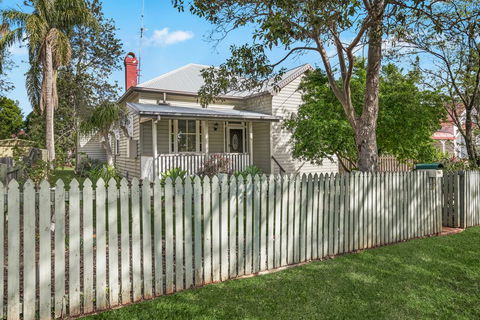 Ambiente Cottage - Pet And Family Friendly - Inverell Accommodation 0