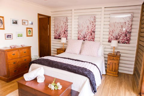 Among The Vines - Inverell Accommodation 2