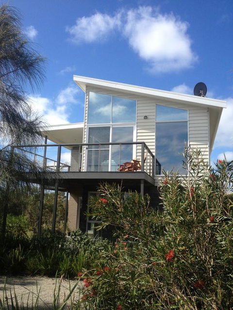 Anchors Beach House - Inverell Accommodation 3