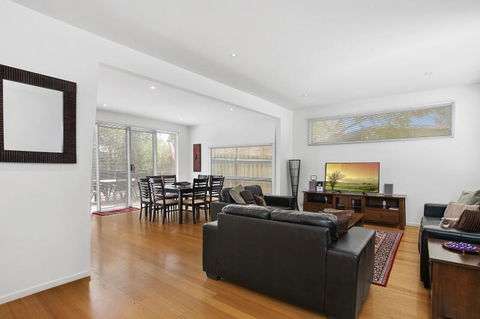 Anderson Townhouse 1-39 - Inverell Accommodation 2