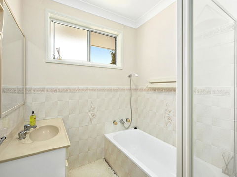 Angelena Villa - Toormina - Inverell Accommodation 2