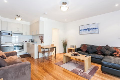 Anglesea River Apartments - Spa Apartment 23 - Inverell Accommodation 3