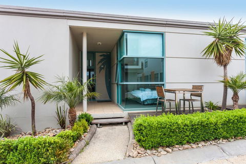 Anglesea River Apartments - Spa Apartment 23 - Inverell Accommodation 0