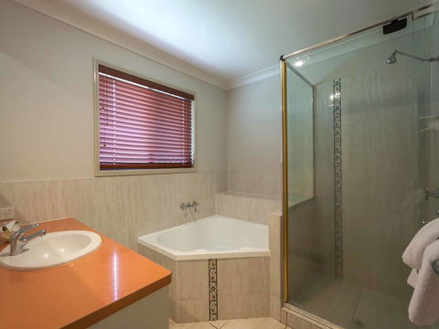 Annand Mews Apartments - Inverell Accommodation 2