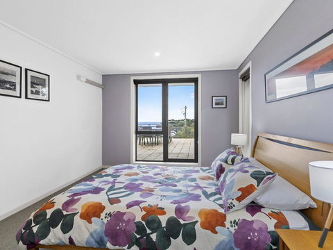 APARTMENT 10 PACIFIC APARTMENTS - FREE WIFI! - Inverell Accommodation 3