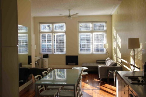 Apt - Dance Loft Conversion - Inverell Accommodation 0