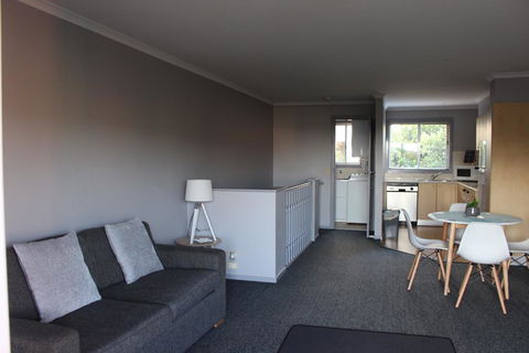 Aqualuna Apartments - Inverell Accommodation 3