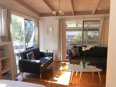 Ariel's Beach House - Inverell Accommodation 1