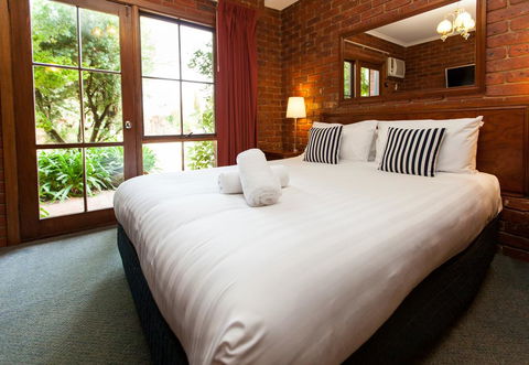 Armour Motor Inn - Inverell Accommodation 1