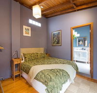 Art  Garden Retreat - Inverell Accommodation
