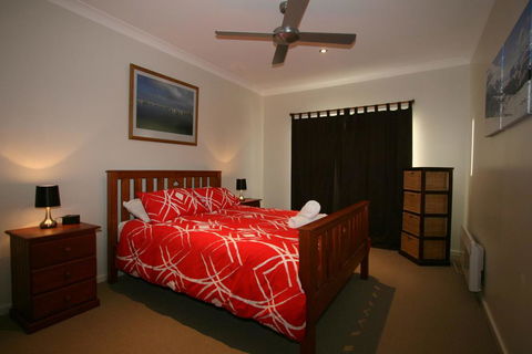 Aspect 1/8a Poly Cow Lane - Inverell Accommodation 2