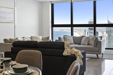 LUXURY HIGH FLOOR 3 Bedroom Unit With OCEAN Views - Q Stay - Inverell Accommodation 3
