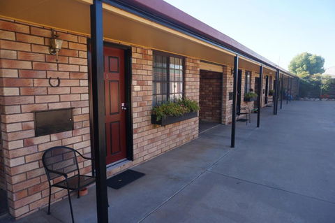 Miles Outback Motel - Inverell Accommodation 0