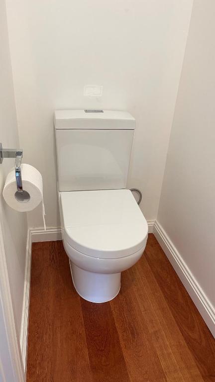 Melbourne Inner City Holiday Home Near CBD & Flemington - Inverell Accommodation 3