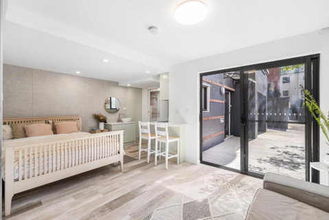 Modern Studio, Minutes To Ferry, City, CBD - Inverell Accommodation 1