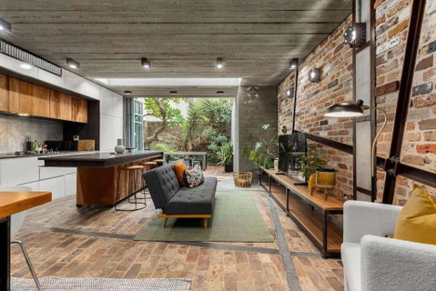 Modern & Stylish 3BR In Redfern - Inverell Accommodation 0