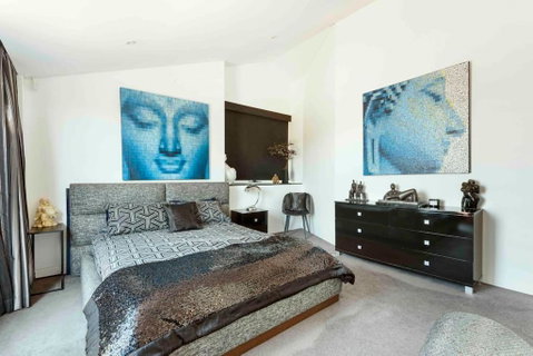 Modern Spacious 3 Bedroom Penthouse In Enmore - Inverell Accommodation 2