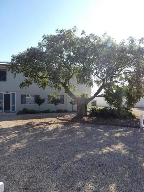 Moonta Bay Stylish Large Home 3 Min Walk From Beach And Jetty - Inverell Accommodation 0