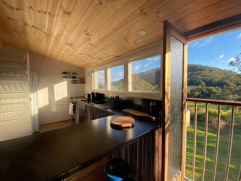 Misty Mountain Cottage At Krambach - Inverell Accommodation 0