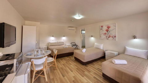 Motel Meneres - Inverell Accommodation 2