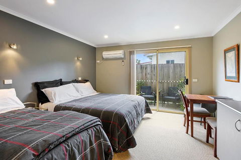 Motel Strahan - Inverell Accommodation 0