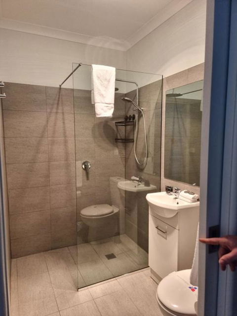 Myrtleford Hotel - Inverell Accommodation 3