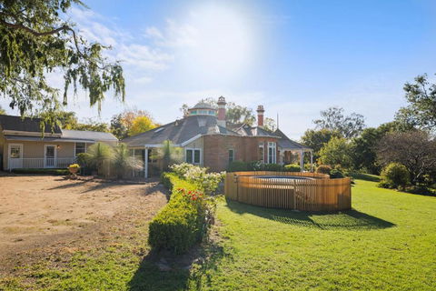 Oban Estate - Inverell Accommodation 2