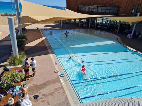 Oceanic Escape 50m To Beach - Inverell Accommodation 1