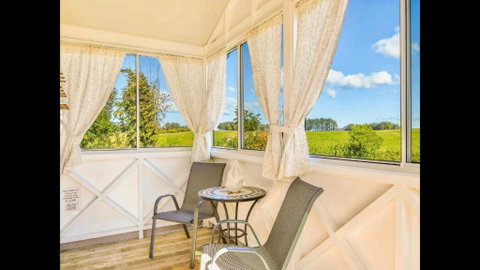 Orange Blossom- Comboyne Mountain Cottages - Inverell Accommodation 2