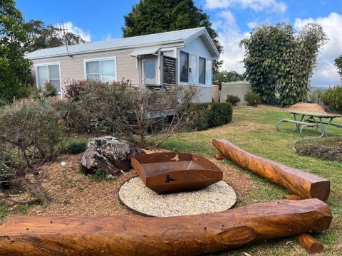 Orange Blossom- Comboyne Mountain Cottages - Inverell Accommodation 1