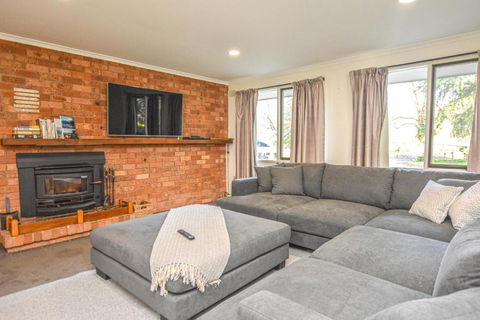 Ovens Valley Retreat - Inverell Accommodation 1