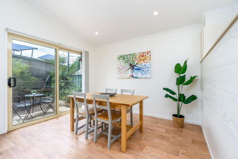 Peaceful 1BR Courtyard Unit In Quiet Dickson - Inverell Accommodation 1