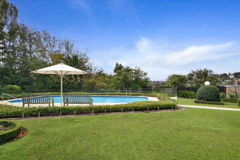 Panoramic Harbour Views And Pool - Inverell Accommodation 1