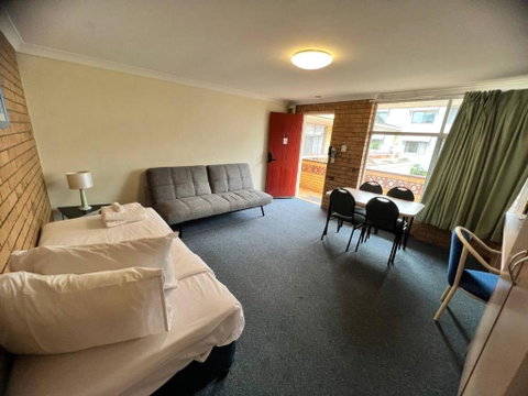 Paramount Motel - Inverell Accommodation 1