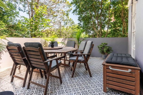 Peaceful And Stylish Petersham Aparttment With Parking - Inverell Accommodation 1